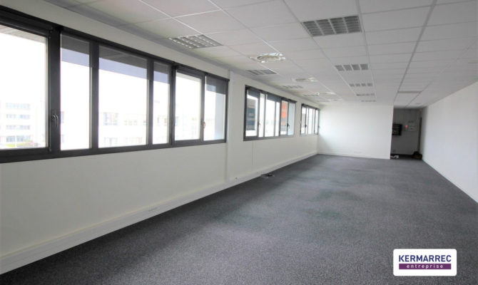 achat Bureaux 108.00 m²