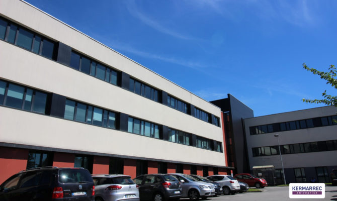 achat Bureaux 108.00 m²