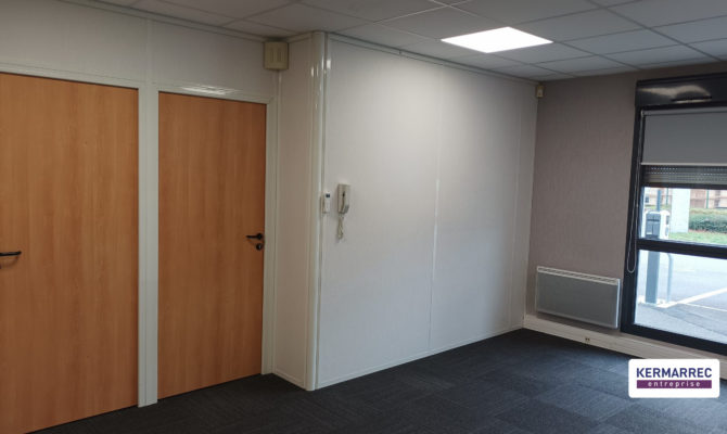 location Bureaux 127.00 m²
