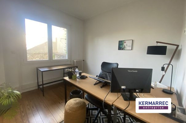 location Bureaux 200.00 m²