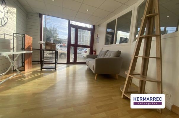 location Bureaux 200.00 m²