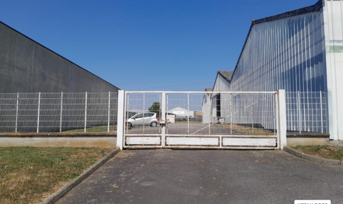 achat Local d'activité 3000.00 m²