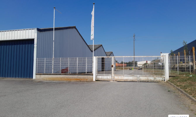 achat Local d'activité 3000.00 m²