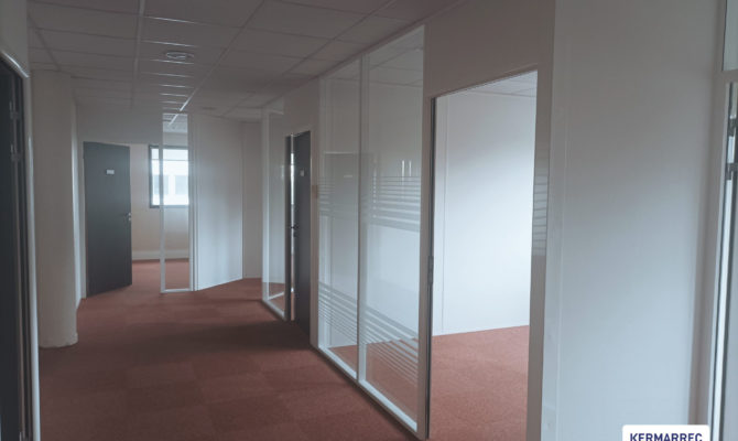 location Bureaux 205.00 m²