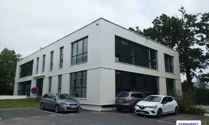 location Bureaux 245.00 m²