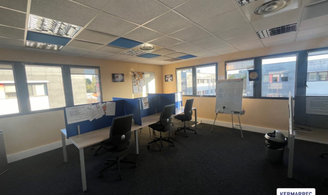 location Bureaux 100.00 m²