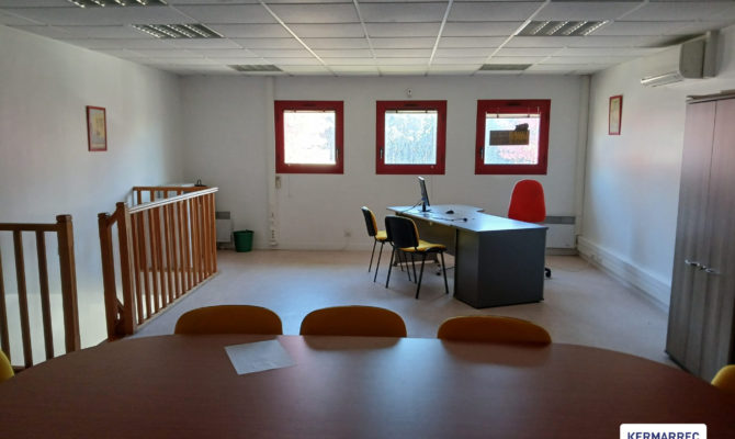 location Bureaux 88.00 m²