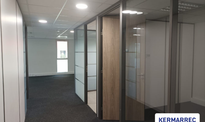 location Bureaux 186.58 m²