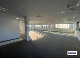 achat Bureaux 217.35 m² Saint-Herblain 44