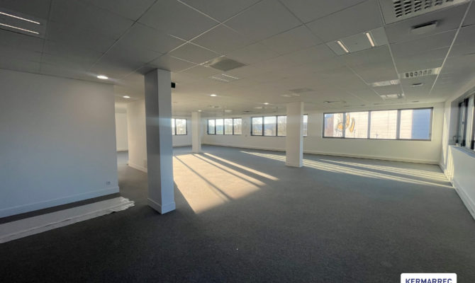 achat Bureaux 217.35 m²