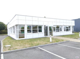 achat Local d'activité 285.00 m² La Mézière 35