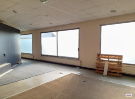 location Local d'activité 195.75&nbsp;m² Pacé 35