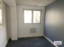 location Bureaux 70.00 m² Saint-Herblain 44