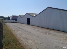 achat Local d'activité 1620.00&nbsp;m² Le Rheu 35