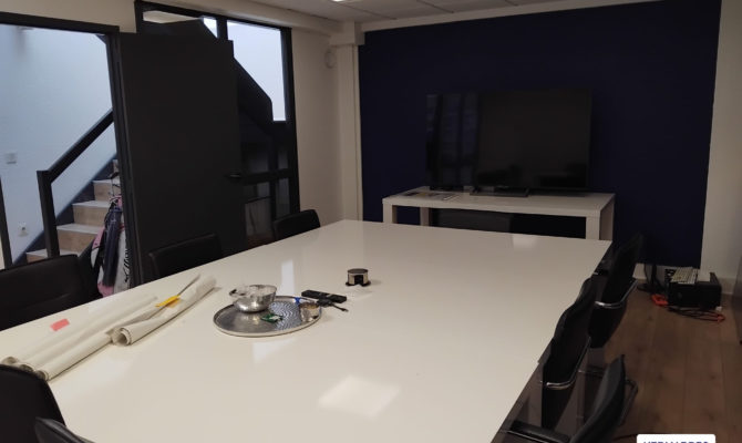 achat Bureaux 162.31 m²