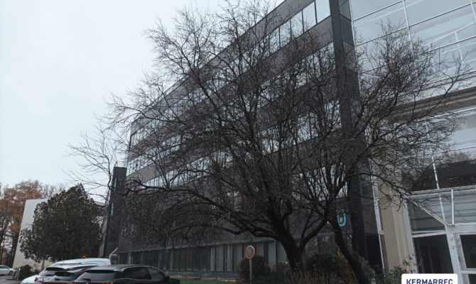 location Bureaux 133.00 m²