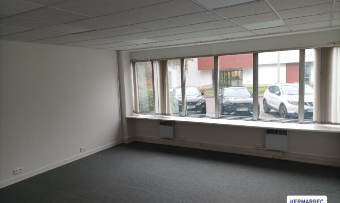 location Bureaux 133.00 m²