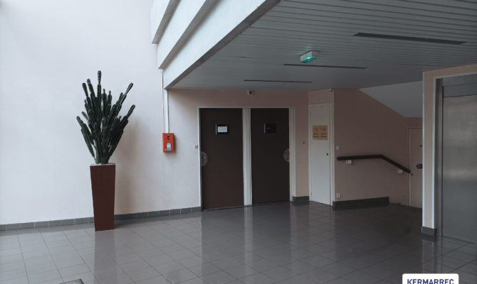 location Bureaux 133.00 m²