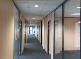 location Bureaux 433.00 m² Rezé 44
