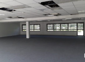 location Bureaux 605.00&nbsp;m² Orvault 44