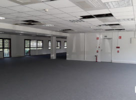 location Bureaux 605.00&nbsp;m² Orvault 44
