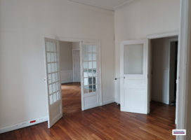 location Bureaux 133.00&nbsp;m² Nantes 44