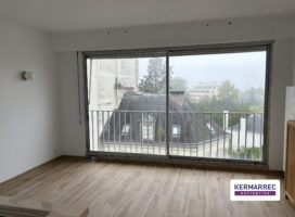 achat Bureaux 90.00&nbsp;m² Nantes 44