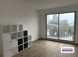 achat Bureaux 90.00&nbsp;m² Nantes 44