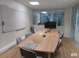 location Bureaux 124.57&nbsp;m² Saint-Herblain 44