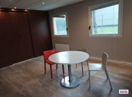 location Bureaux 196.00 m² Couëron 44