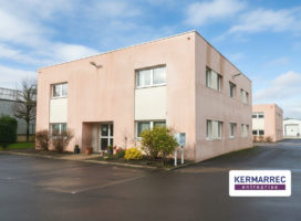 location Bureaux 390.00&nbsp;m² Couëron 44