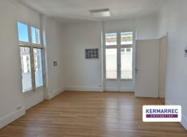 location Bureaux 140.00&nbsp;m² Nantes 44