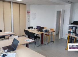 location Bureaux 130.00&nbsp;m² Rezé 44