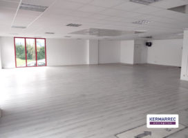 location Local d'activité 395.00 m² Cesson-Sévigné 35