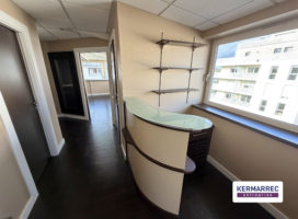 location Bureaux 113.00 m² Séné 56