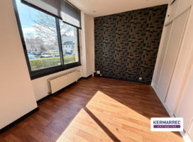 location Bureaux 80.00 m² Vannes 56