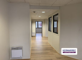 location Bureaux 151.00 m² Rennes 35