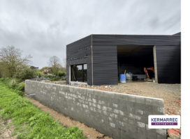 location Local d'activité 150.00 m² Surzur 56