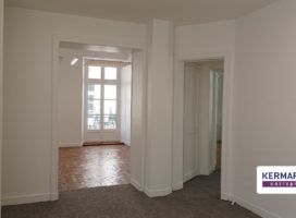 location Bureaux 200.00&nbsp;m² Nantes 44