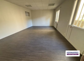 location Bureaux 138.00 m² Vannes 56