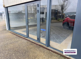 location Local Commercial 100.00&nbsp;m² Séné 56