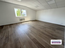 location Bureaux 60.00&nbsp;m² Séné 56