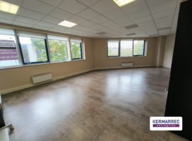 achat Bureaux 215.00&nbsp;m² Saint-Grégoire 35