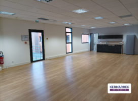 location Bureaux 563.00 m² Nantes 44