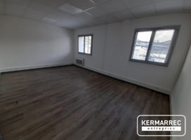 location Bureaux 250.00&nbsp;m² Pacé 35