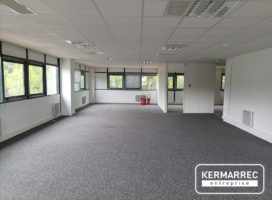 location Bureaux 387.00 m² Nantes 44