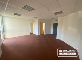 location Bureaux 680.00 m² Saint-Jacques-de-la-Lande 35