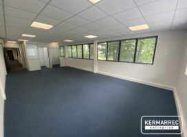 location Bureaux 131.00 m² Bruz 35