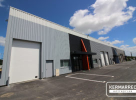 location Local d'activité 295.00 m² La Mézière 35