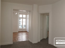 location Bureaux 200.00 m² Nantes 44